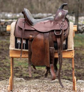 HOW TO MEASURE A WESTERN SADDLE